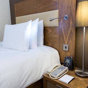 Single Guest Room